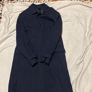 Like new Mens trench coat